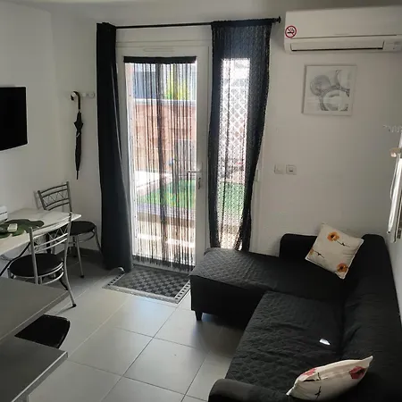 Διαμέρισμα Petit Nid D